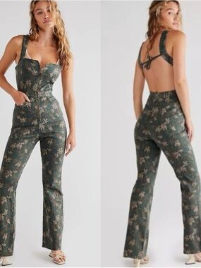 Free People We the Free CRVY 2nd Ave Printed One Piece Jumpsuit Size 6